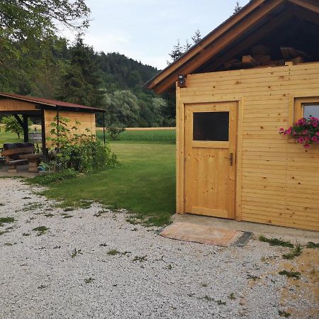 Hiska Zeleni Raj Villa Podnart ภายนอก รูปภาพ